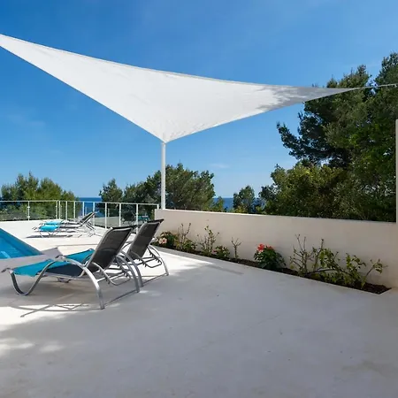 Paraiso D14 Villa